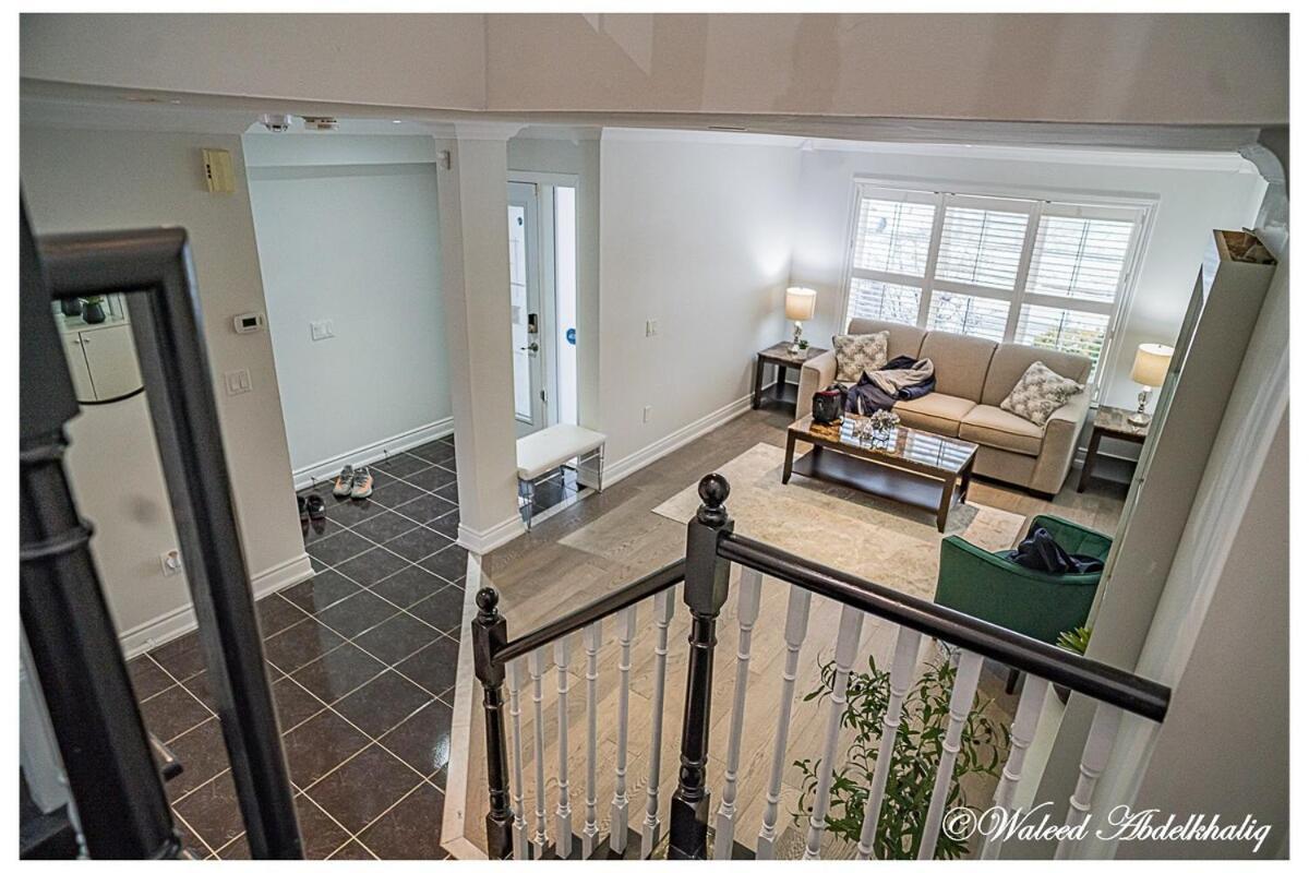 Sunroom House - 4 Bedrooms Mississauga Extérieur photo